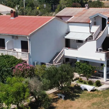 Oasis Apartment Vlasici
