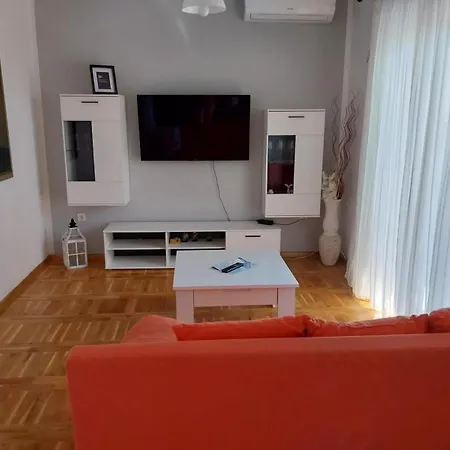 Oasis Apartment Vlasici