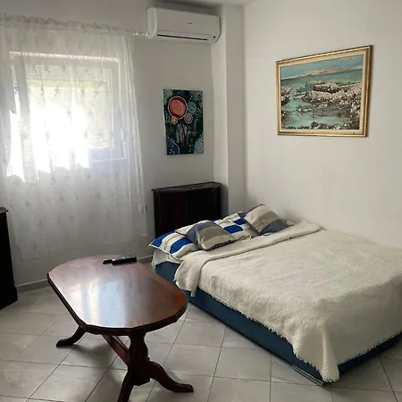 Oasis Apartment