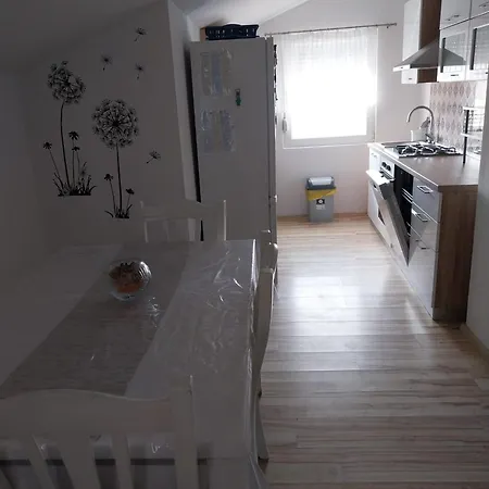 Oasis Apartment