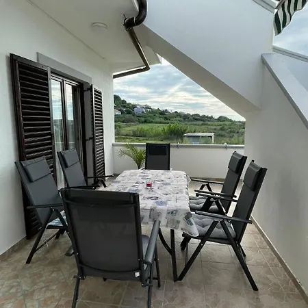 Oasis Apartman