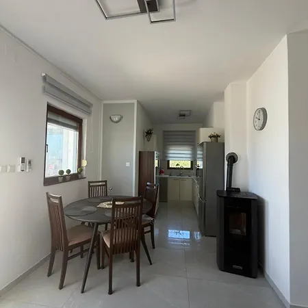 Oasis Apartment